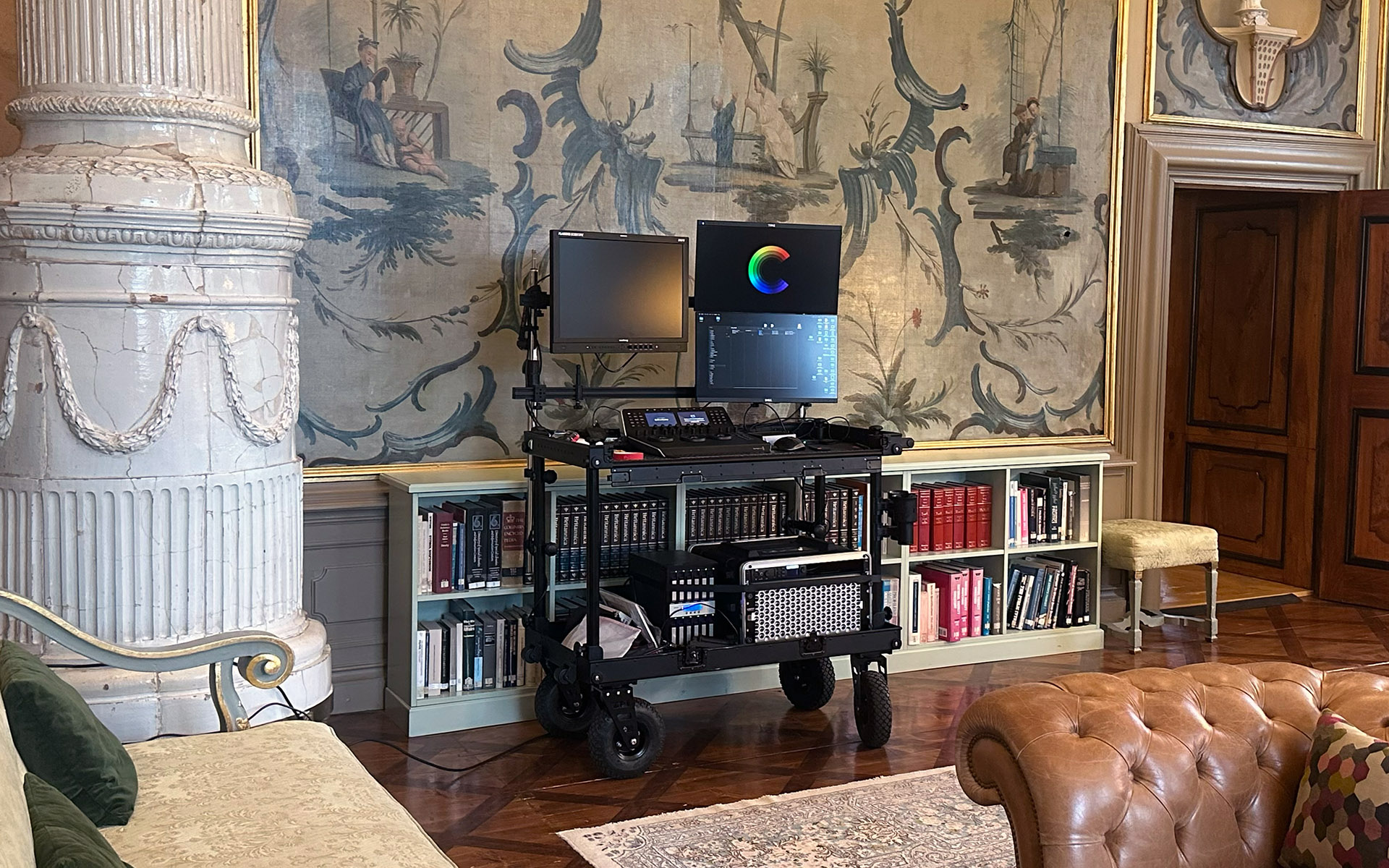 Near-set DIT station / Flexible location deployment